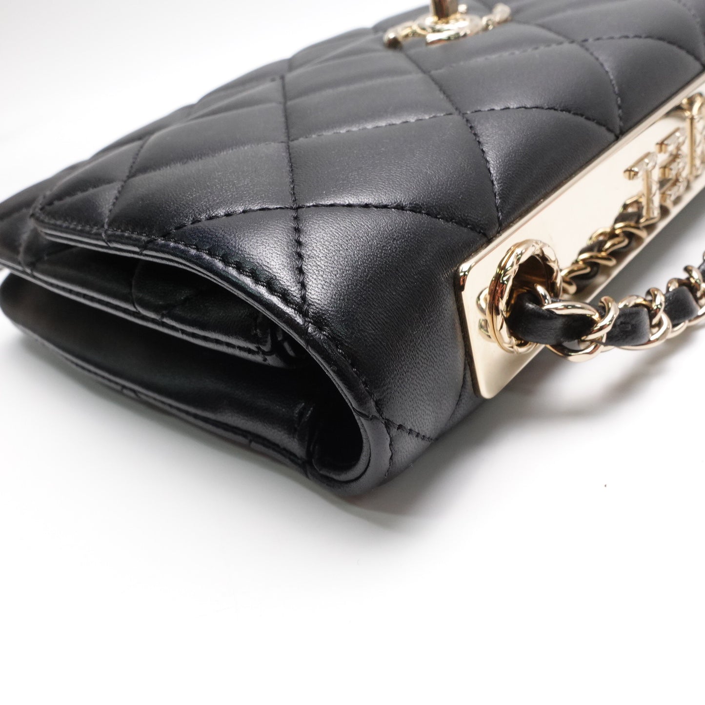 Pre-Owned Chanel Trendy CC Black Lambskin Leather Shoulder Bag T10447542