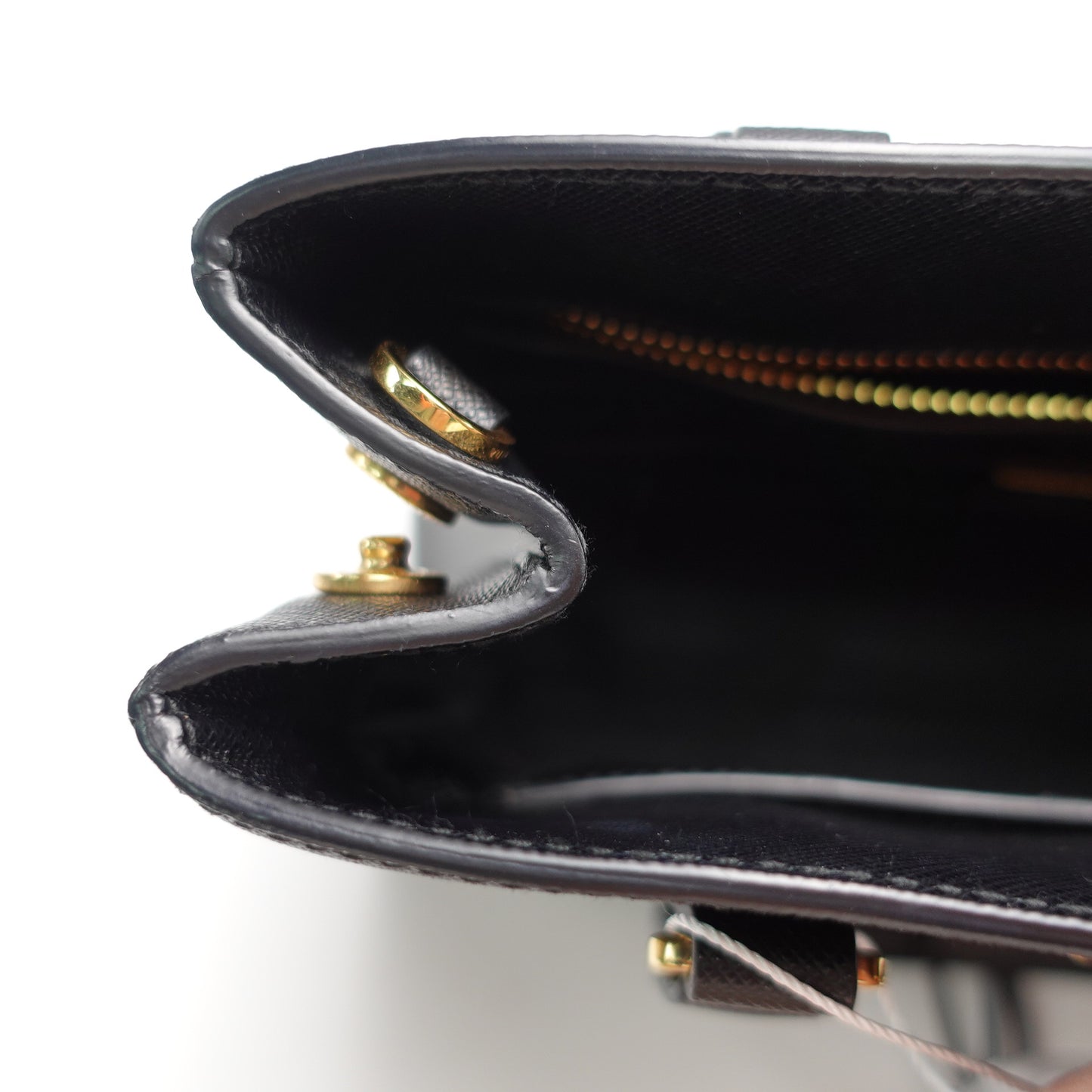 Pre-Owned Prada Galleria Black Calfskin Leather Shoulder Bag T10448325