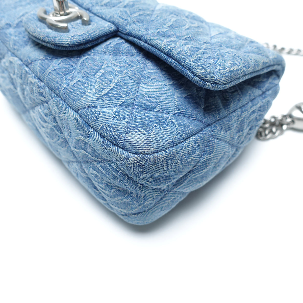 Pre-Owned Chanel Classic Flap Square Mini Blue Denim Shoulder Bag T10459035