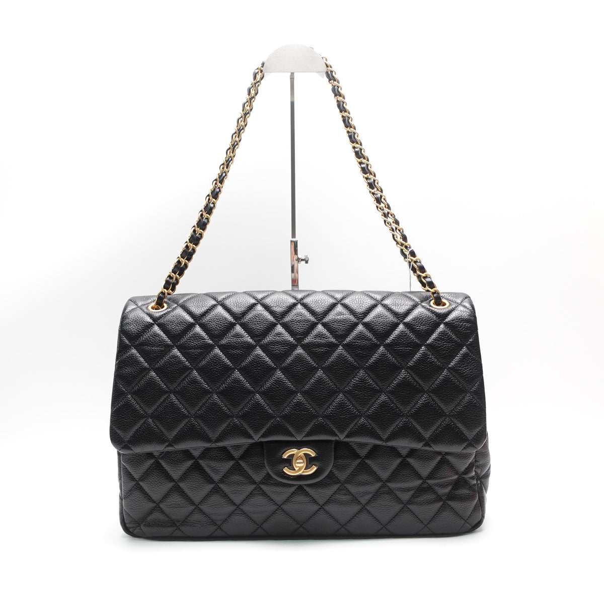 Pre-Owned Chanel Classic Flap Black Calfskin Leather Shoulder Bag T10458439