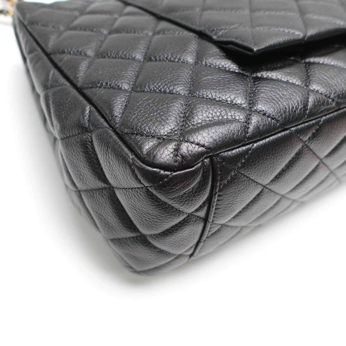 Pre-Owned Chanel Classic Flap Black Calfskin Leather Shoulder Bag T10458439