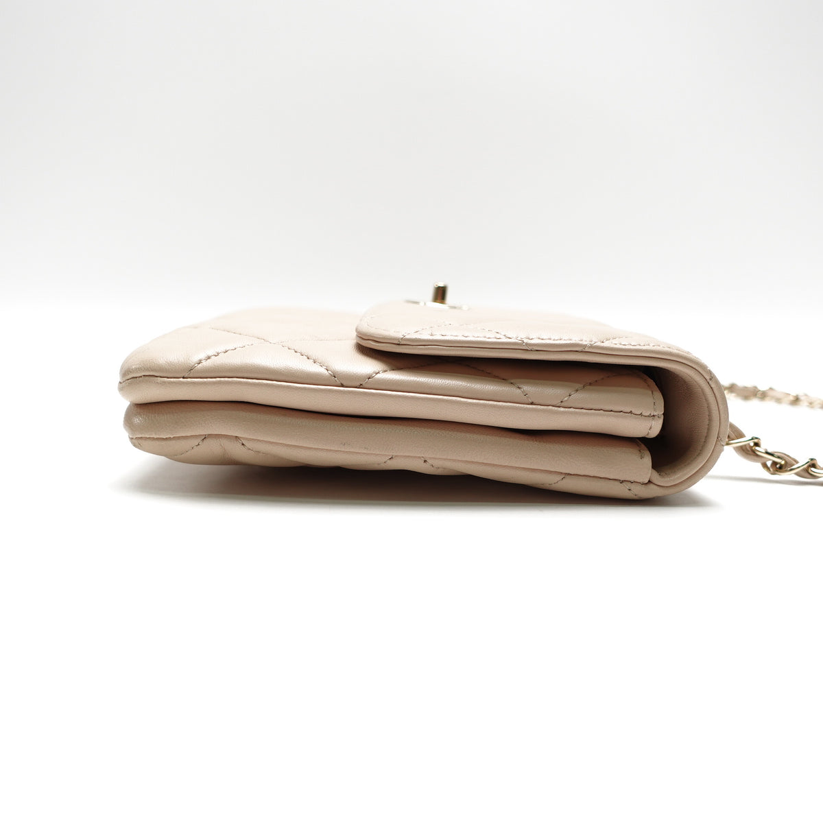 Pre-Owned Chanel Trendy CC Beige Lambskin Leather Shoulder Bag T10462222