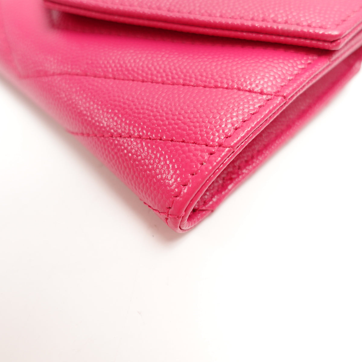 Pre-Owned Saint Laurent Le Monogram Me Fuchsia Calfskin Leather Wallet T10462841