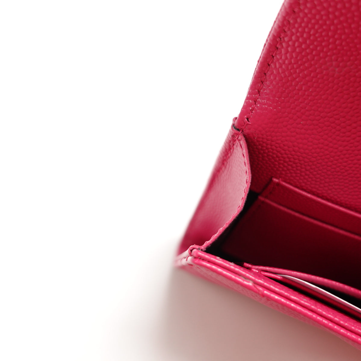 Pre-Owned Saint Laurent Le Monogram Me Fuchsia Calfskin Leather Wallet T10462841