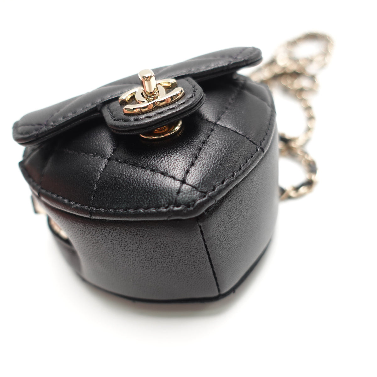 Pre-Owned Chanel Black Lambskin Leather Coin Purse T10463031
