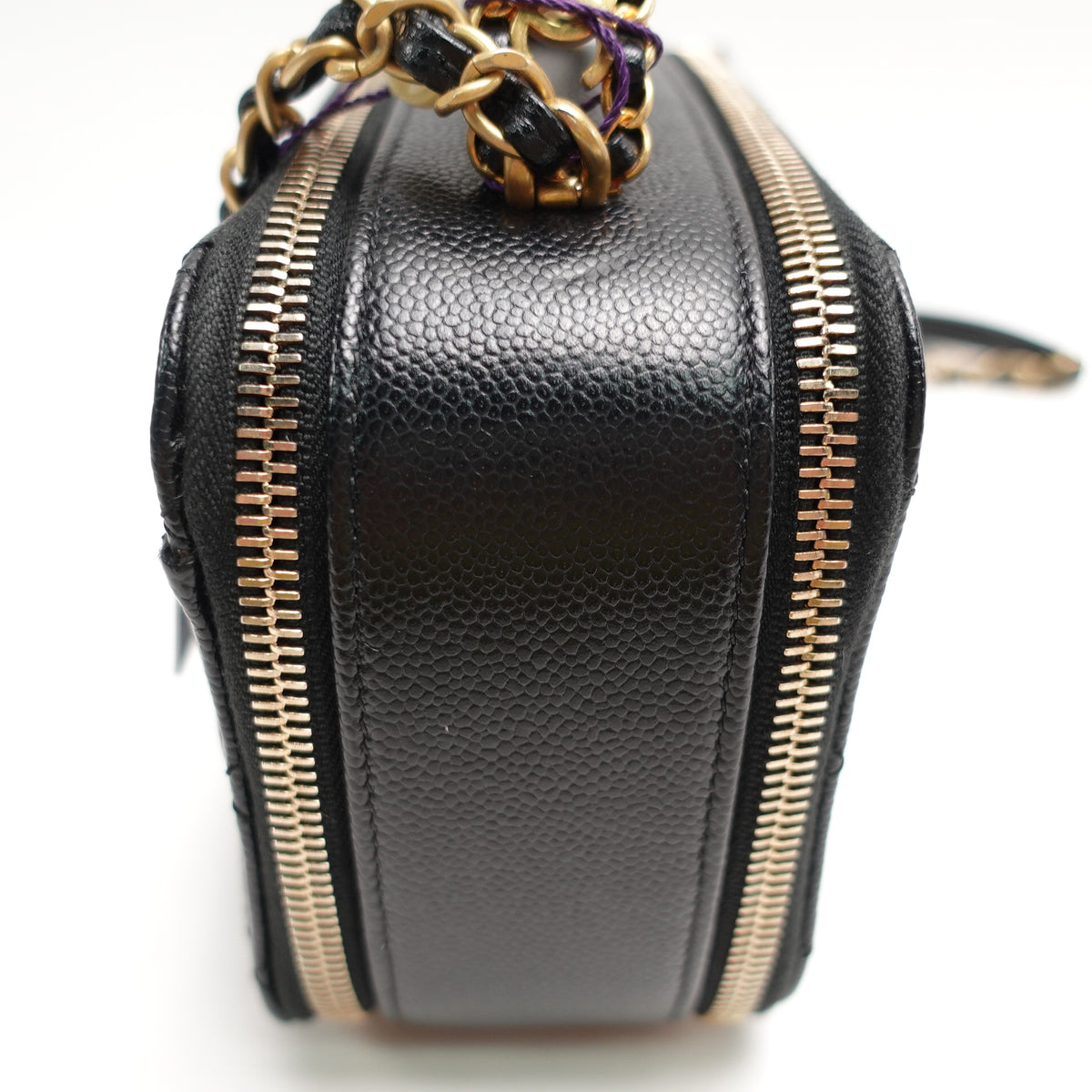 Pre-Owned Chanel Black Caviar Shoulder Bag T10463907