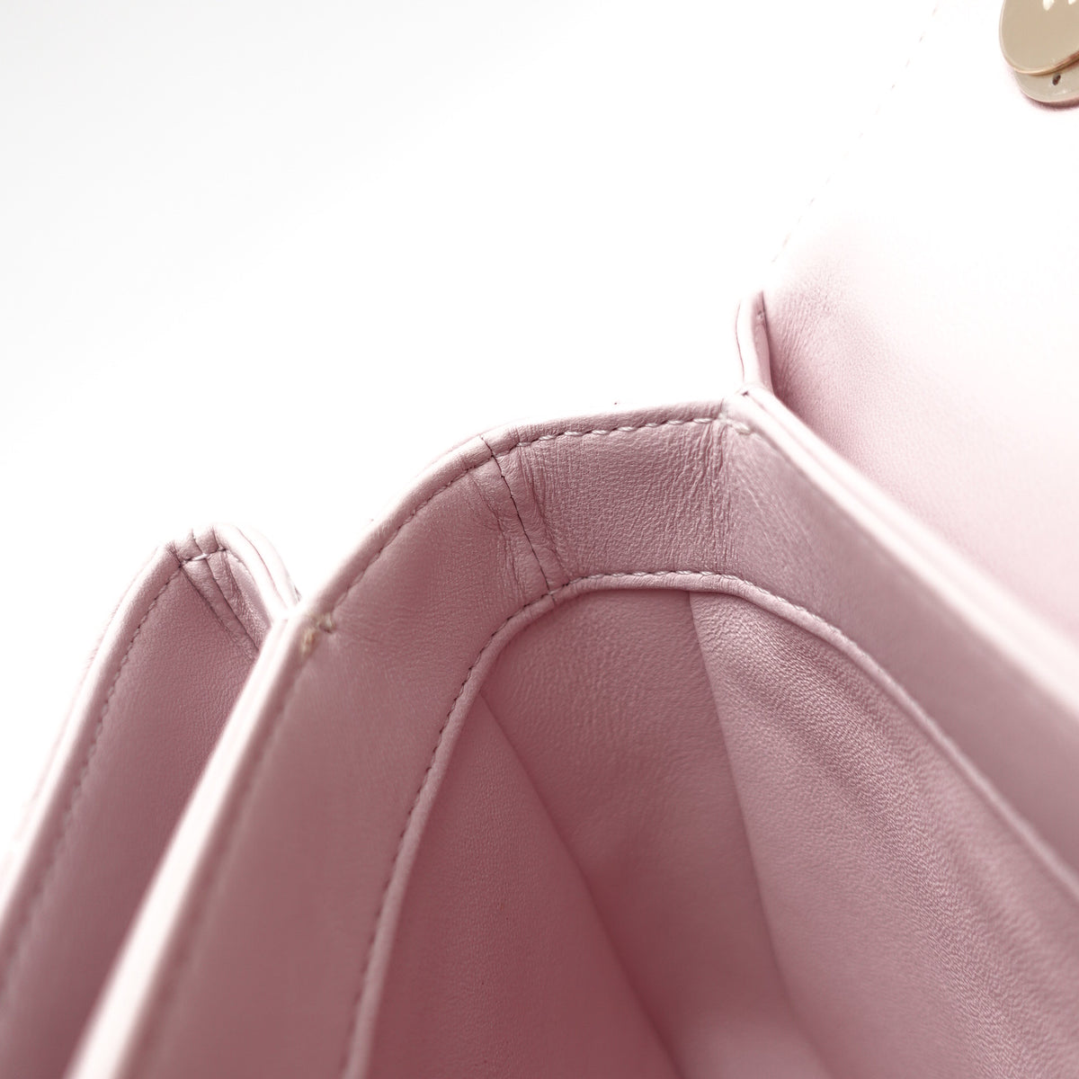 Chanel Tendy CC Pink Lambskin Leather Shoulder Bag T10465523