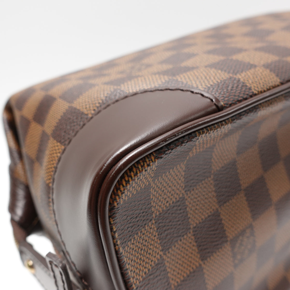 Pre-Owned Louis Vuitton Brown Damier Ebene Canvas Clutch T10465814