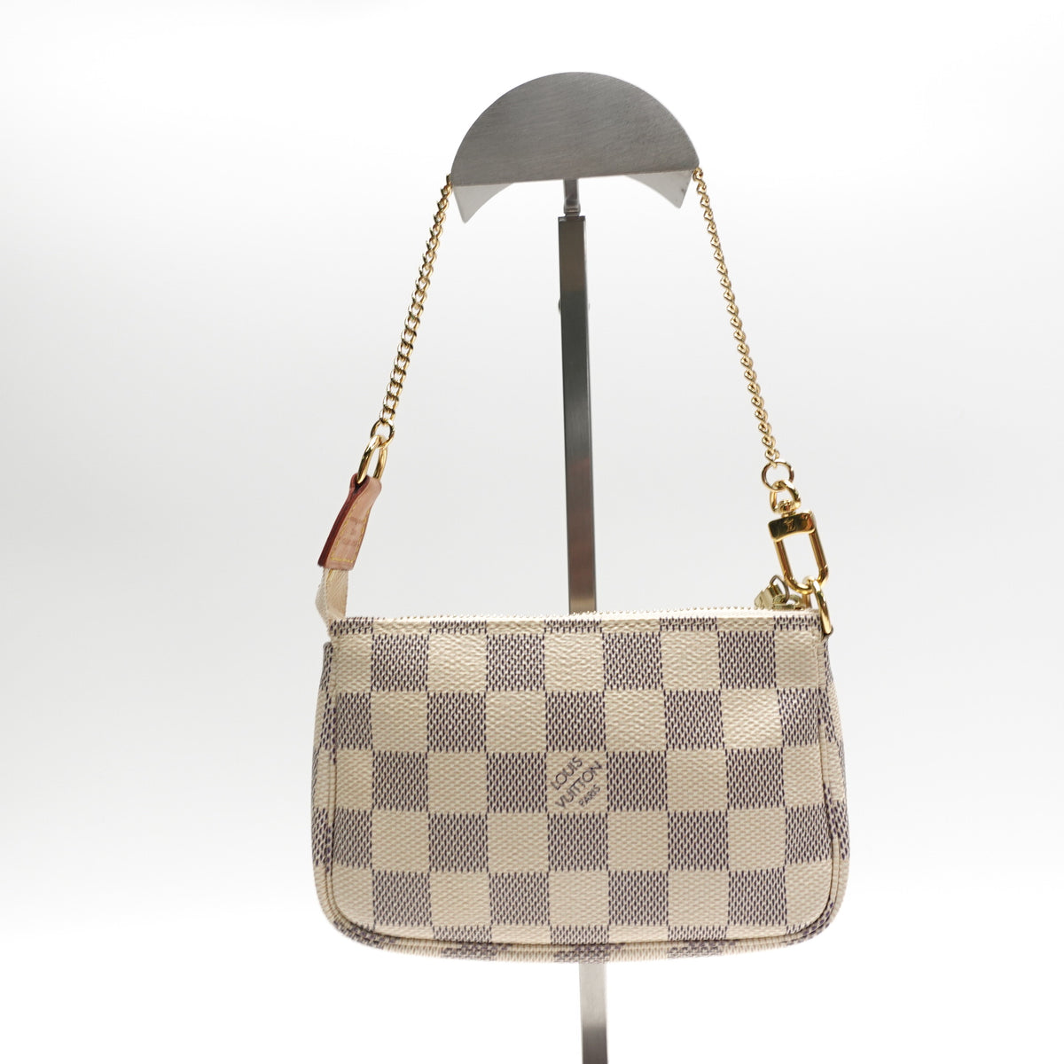 【DEAL】Pre-Owned Louis Vuitton Pochette Accessories Damier Azur Coated Canvas Clutch T10465389