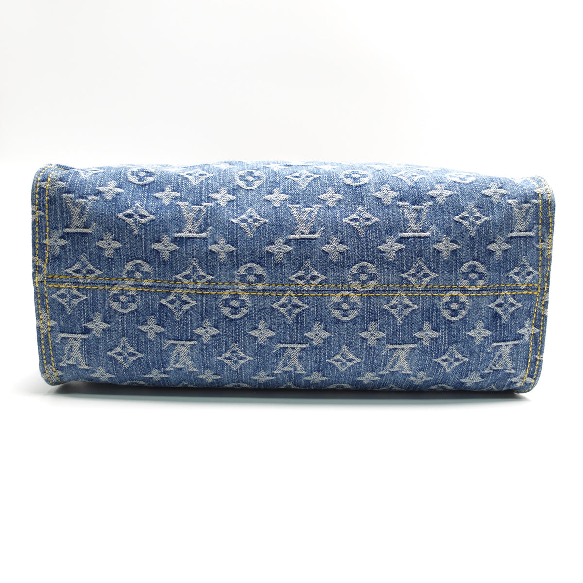 Pre-Owned Louis Vuitton Onthego MM Blue Denim Shoulder Bag T10465868