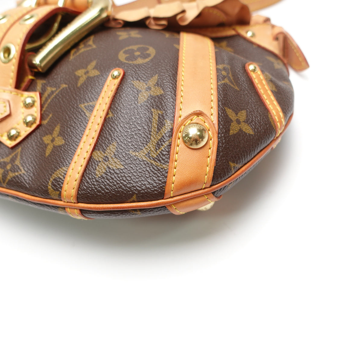 Pre-Owned Louis Vuitton Leonor Brown Coated Canvas Shoulder Bag T10465220