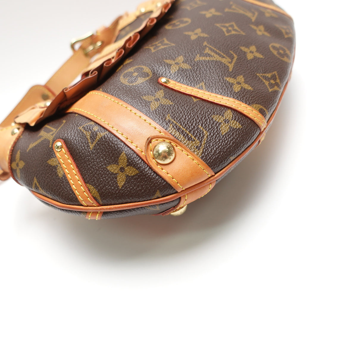 Pre-Owned Louis Vuitton Leonor Brown Coated Canvas Shoulder Bag T10465220