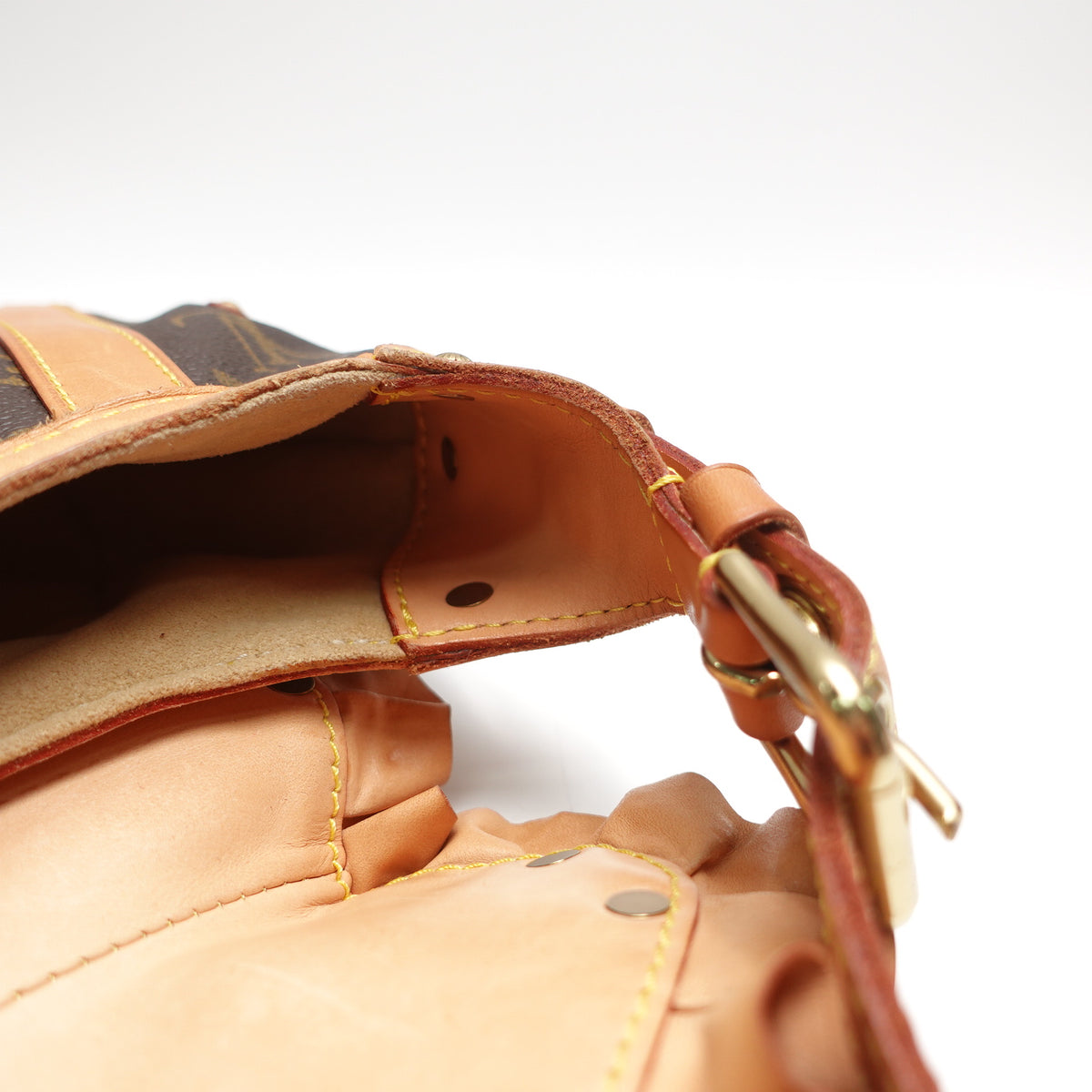 Pre-Owned Louis Vuitton Leonor Brown Coated Canvas Shoulder Bag T10465220