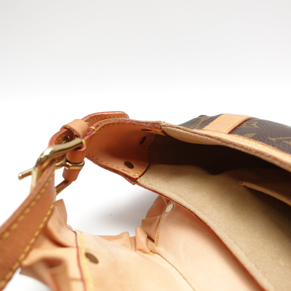 Pre-Owned Louis Vuitton Leonor Brown Coated Canvas Shoulder Bag T10465220