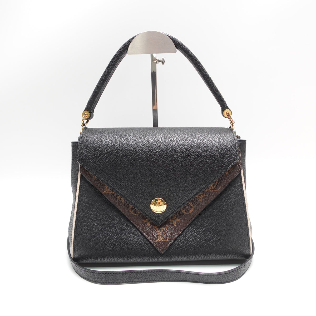Pre-Owned Louis Vuitton Double V Black Calfskin Leather Shoulder Bag T10467009