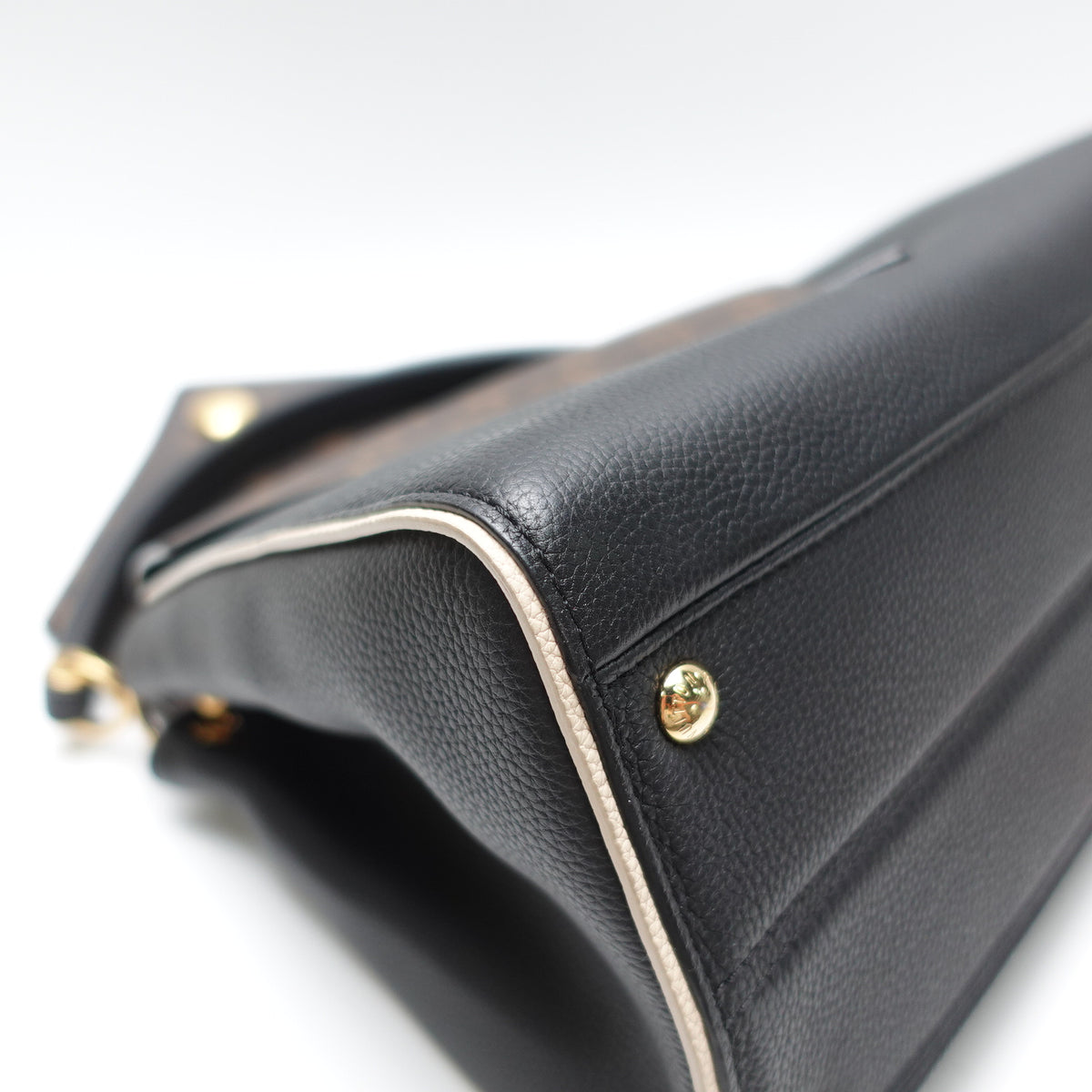 Pre-Owned Louis Vuitton Double V Black&Brown Monnogram Canvas&Calfskin Leather Shoulder Bag T10468134