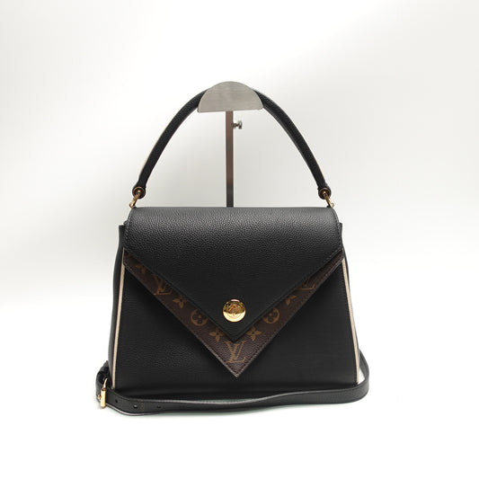 Pre-Owned Louis Vuitton Double V Black Calfskin Leather Shoulder Bag T10467991