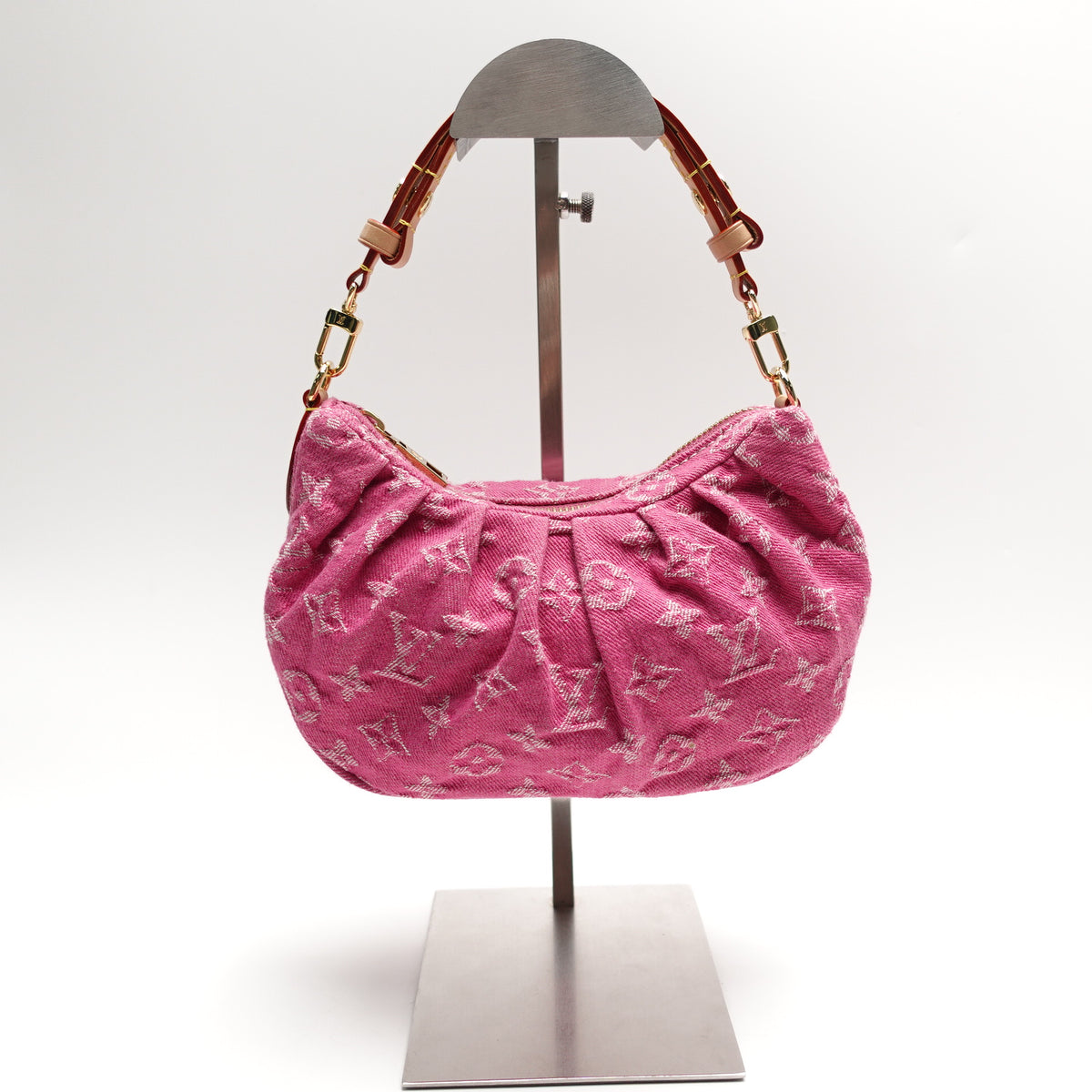 Pre-Owned Louis Vuitton Valley Fuchsia Denim Shoulder Bag T10467898