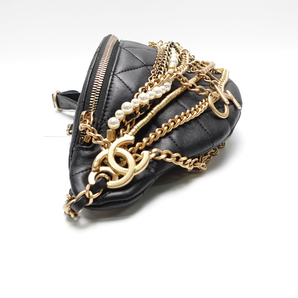 Chanel Black Lambskin Leather Bumbag T10469613