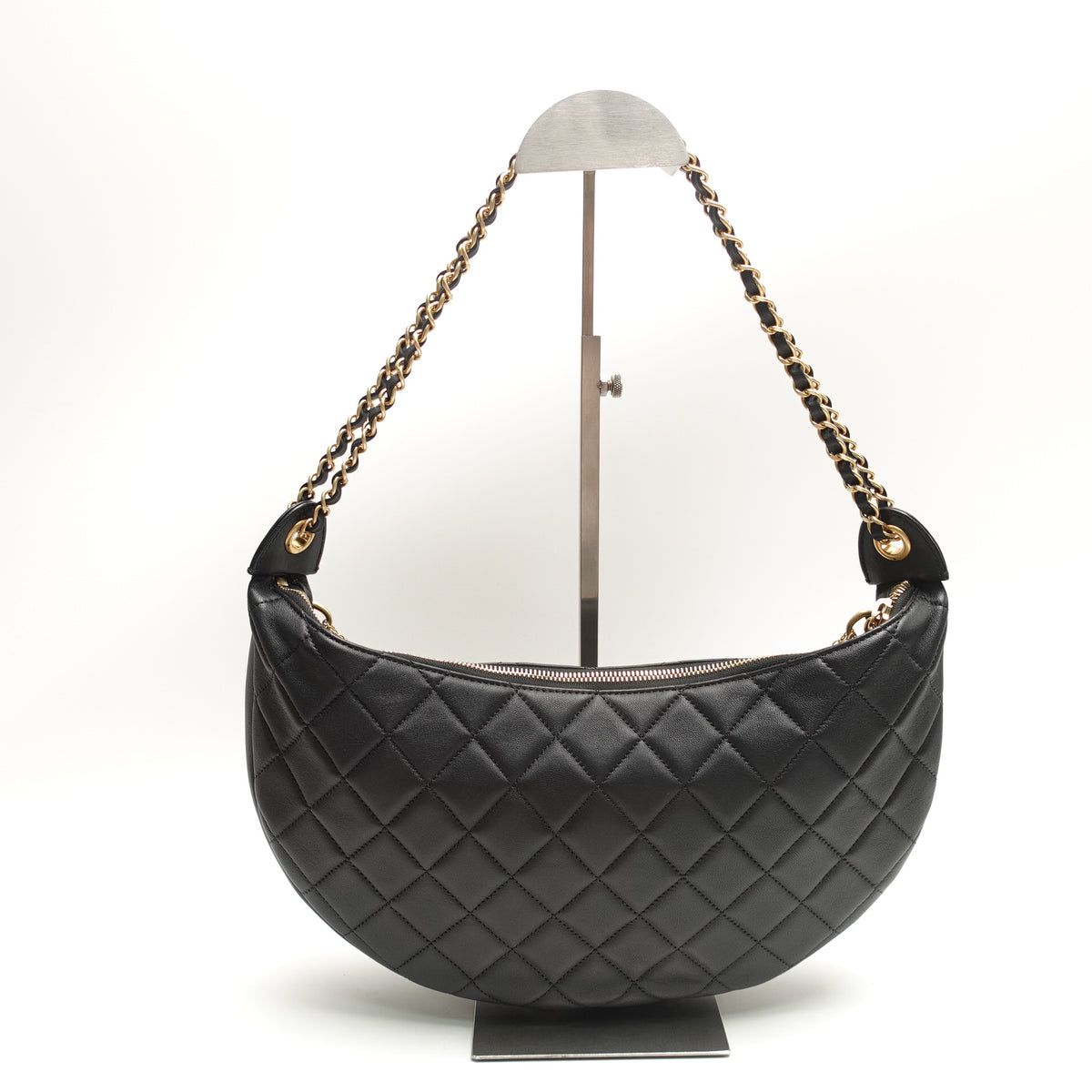 Chanel Black Lambskin Leather Shoulder Bag T10469614
