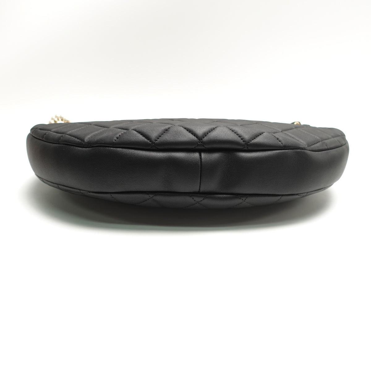 Chanel Black Lambskin Leather Shoulder Bag T10469614