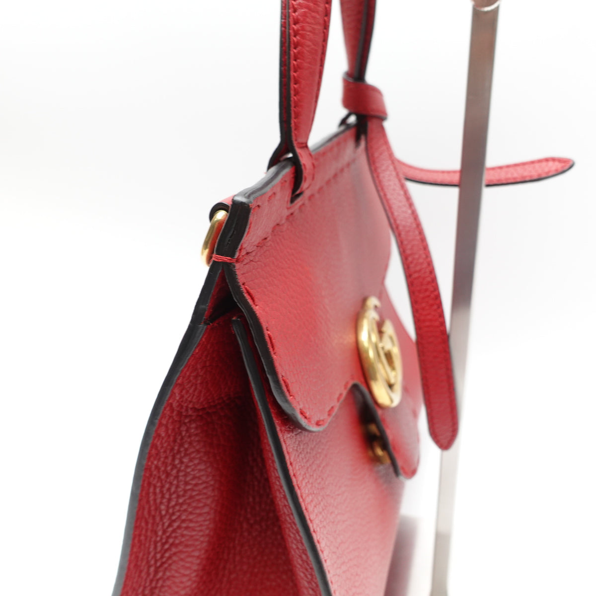 Gucci GG Marmont Red Calfskin Leather Shoulder Bag T10468880