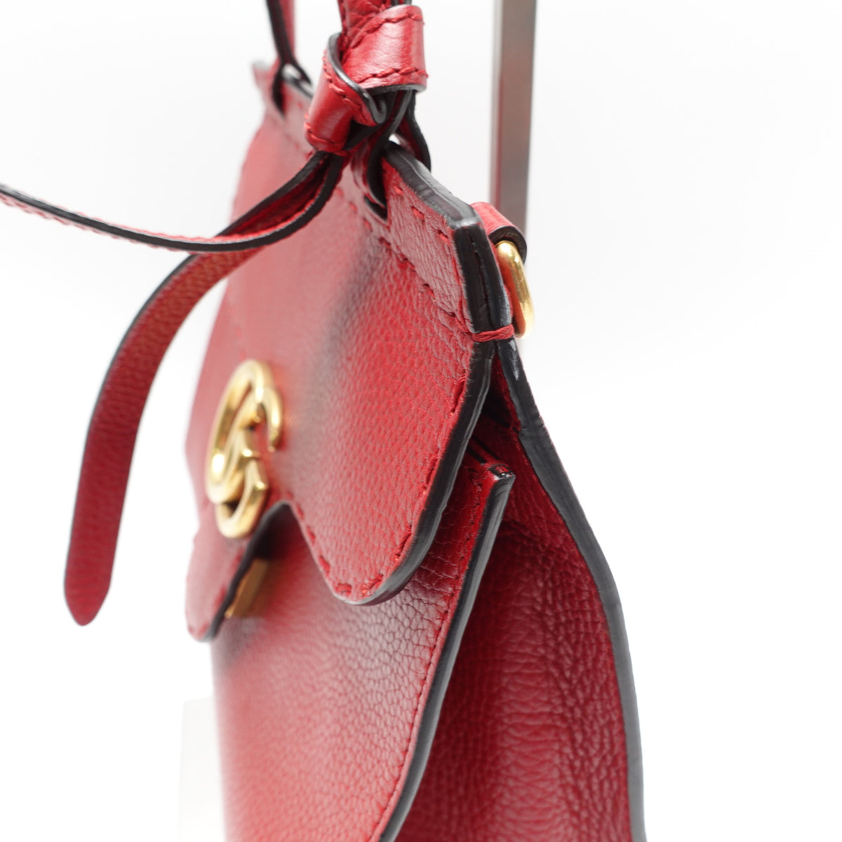Gucci GG Marmont Red Calfskin Leather Shoulder Bag T10468880