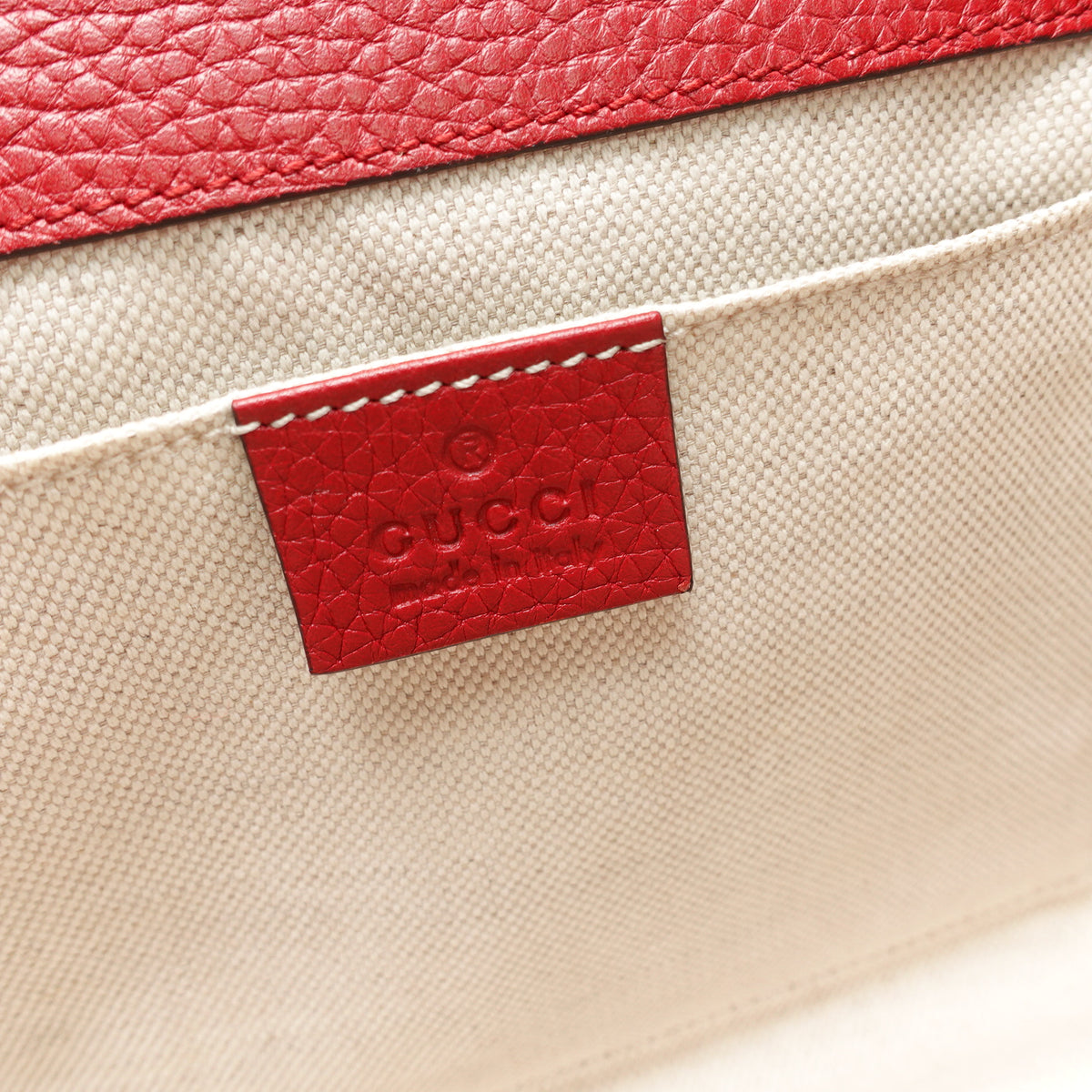 Gucci GG Marmont Red Calfskin Leather Shoulder Bag T10468880