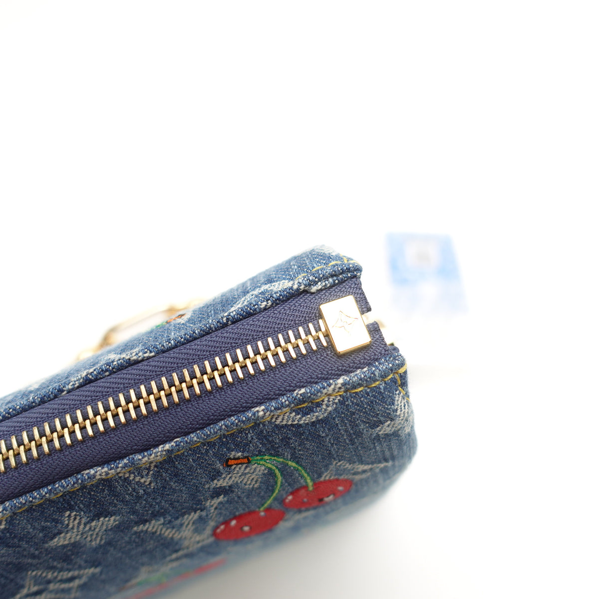 Pre-Owned Louis Vuitton Coussin PM Blue Denim Shoulder Bag T10470754