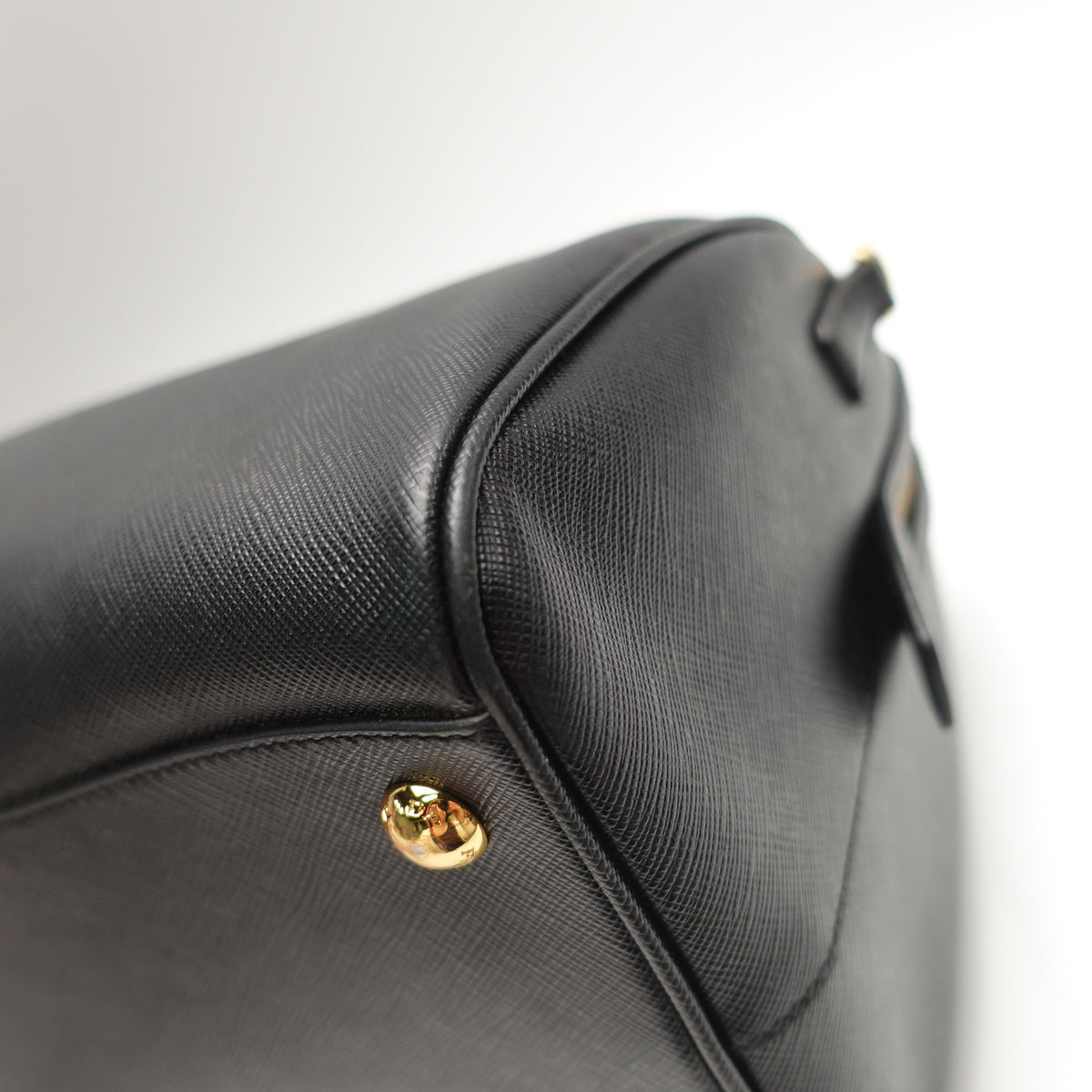 Pre-Owned Prada Symbole Black Saffiano Shoulder Bag T10469600