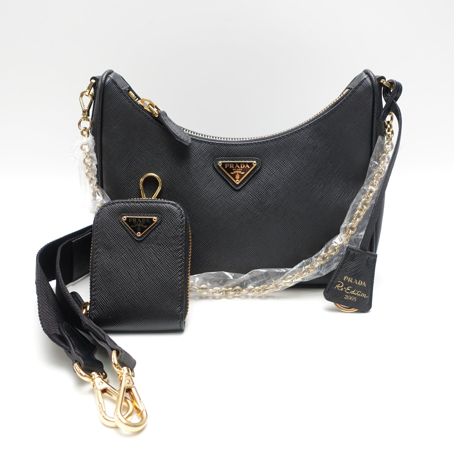 Pre-Owned Prada Re-Edition 2005 Black Saffiano Shoulder Bag T10470679
