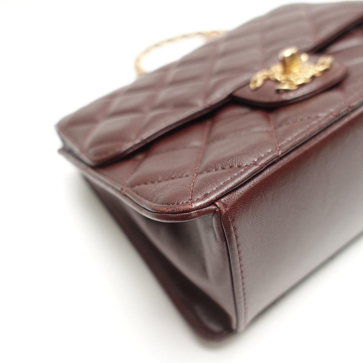 Pre-Owned Chanel Burgundy Lambskin Leather Shoulder Bag T10471351