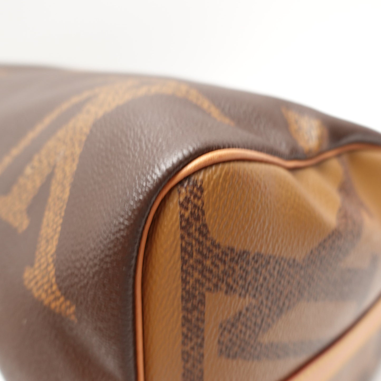 Pre-Owned Louis Vuitton Speedy 30 Brown Reverse Monogram Coated Canvas Shoulder Bag T10472067