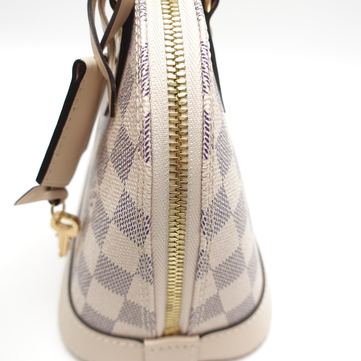 Pre-Owned Louis Vuitton Alma BB White Damier Azur Canvas Shoulder Bag T10478891