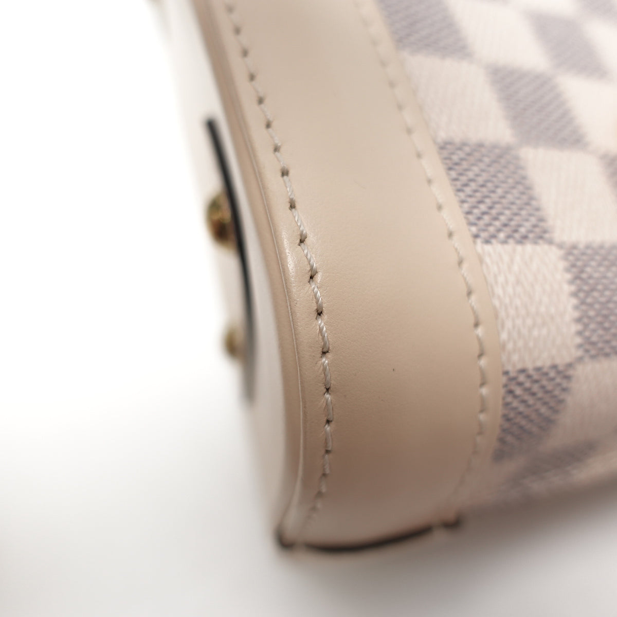 Pre-Owned Louis Vuitton Alma BB White Damier Azur Canvas Shoulder Bag T10478891