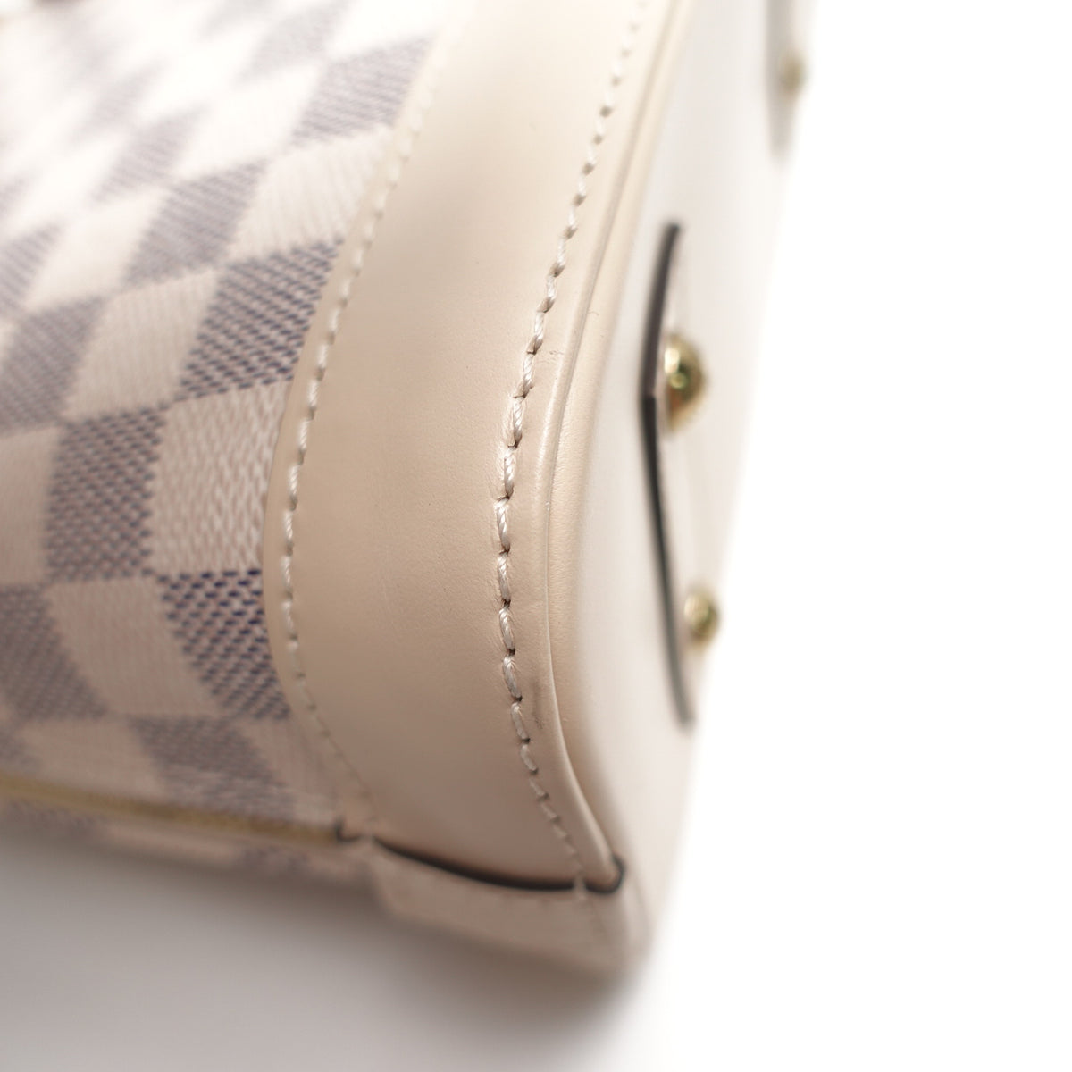 Pre-Owned Louis Vuitton Alma BB White Damier Azur Canvas Shoulder Bag T10478891