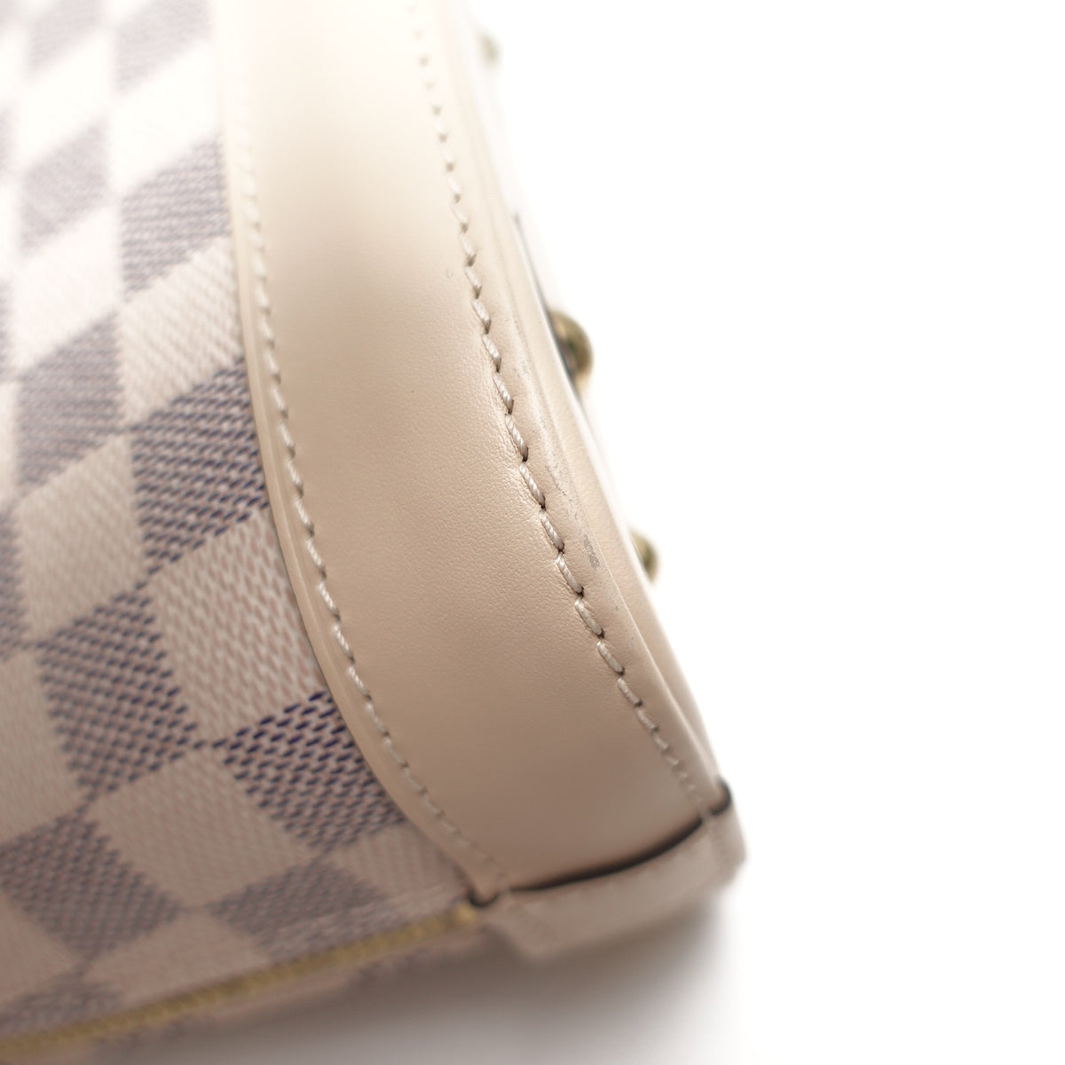 Pre-Owned Louis Vuitton Alma BB White Damier Azur Canvas Shoulder Bag T10478891