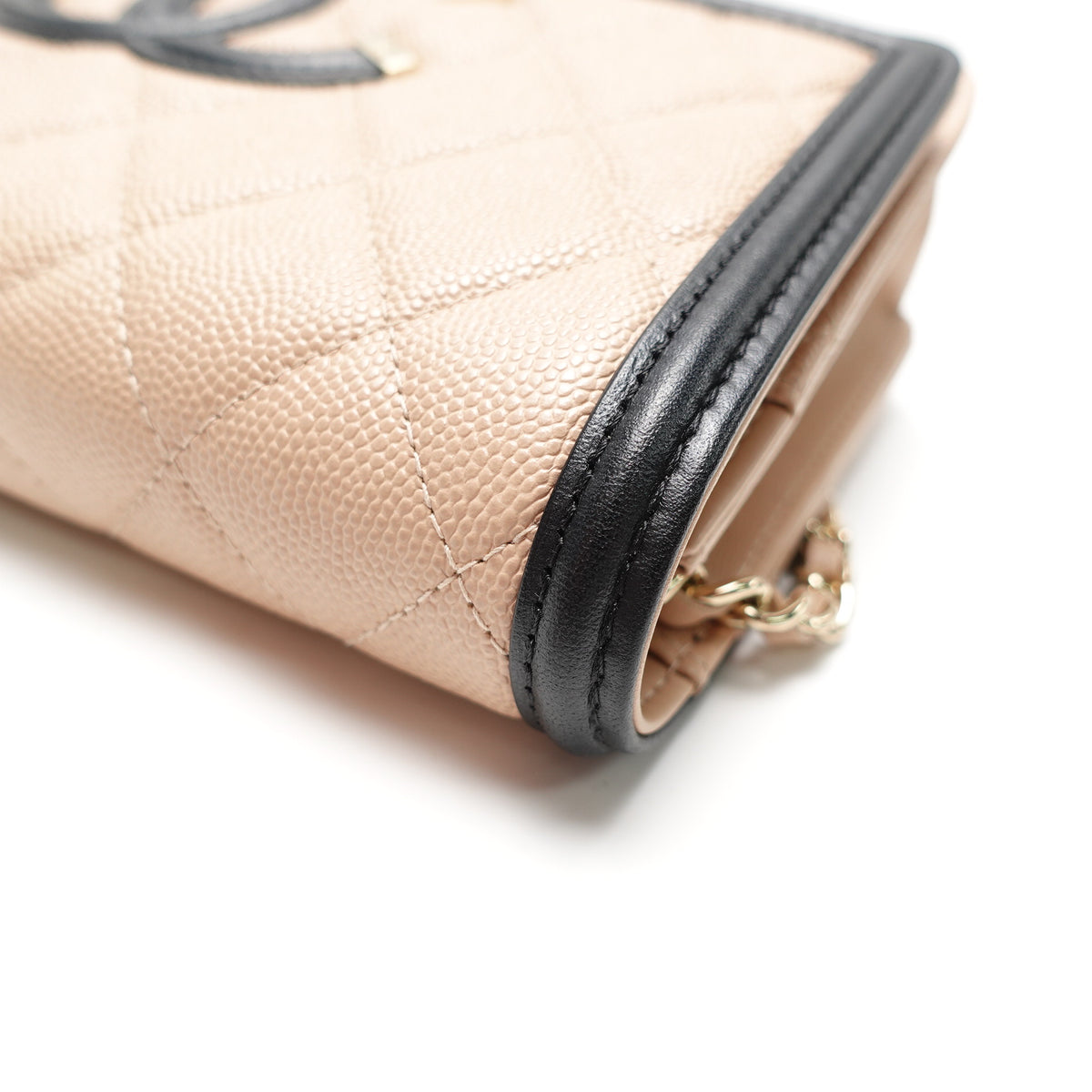 【DEAL】Pre-Owned Chanel Vanity Case Woc Milk Tea Caviar Shoulder Bag T10478638