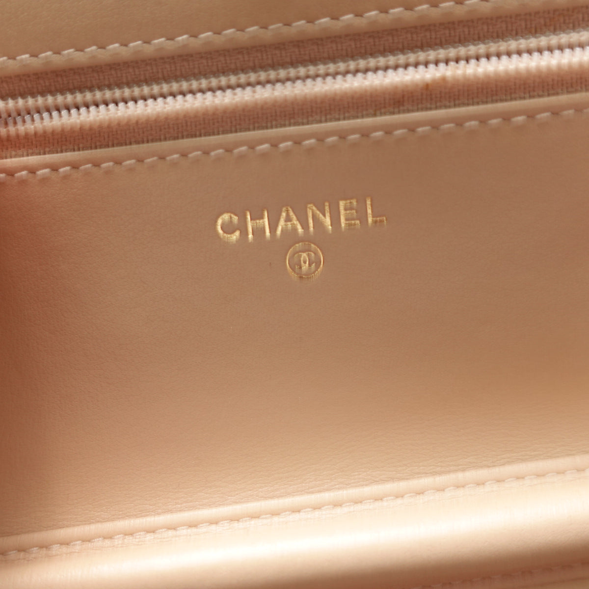 【DEAL】Pre-Owned Chanel Vanity Case Woc Milk Tea Caviar Shoulder Bag T10478638