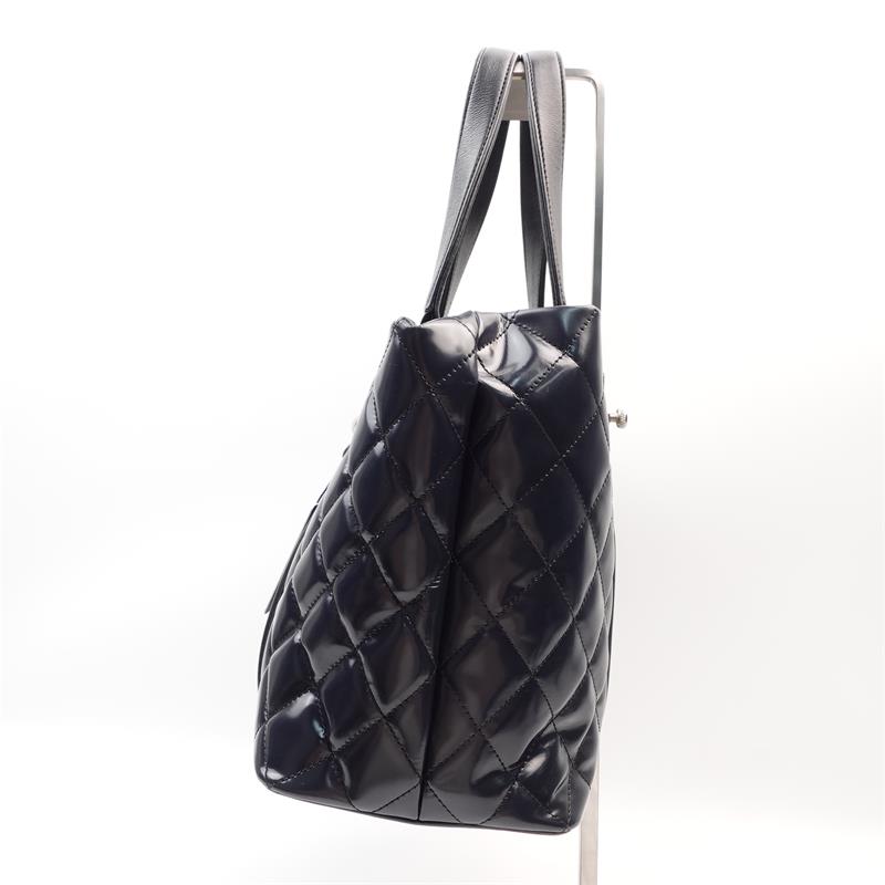Pre-owned Chanel Blue Calfskin Shoulder Bag-HZ