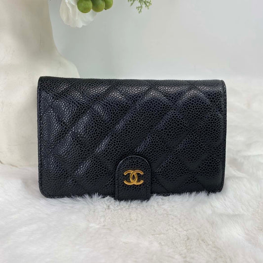 Pre-owned Chanel Black Caviar Wallet-HZ