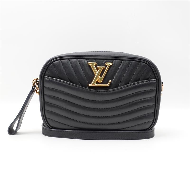 Pre-owned Louis Vuitton New Wave Calfskin Black Crossbody Bag-HZ
