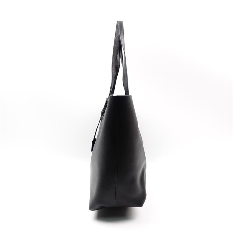 Pre-owned Saint Laurent Black Calfskin Shoulder Bag