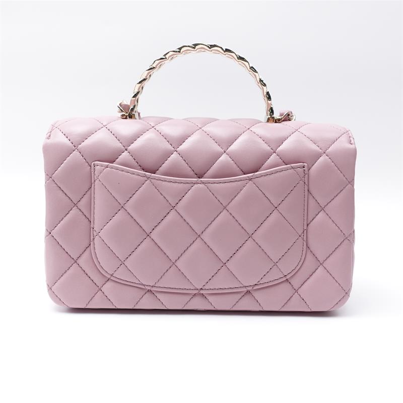 Pre-owned Chanel Pink Lambskin Shoulder Bag