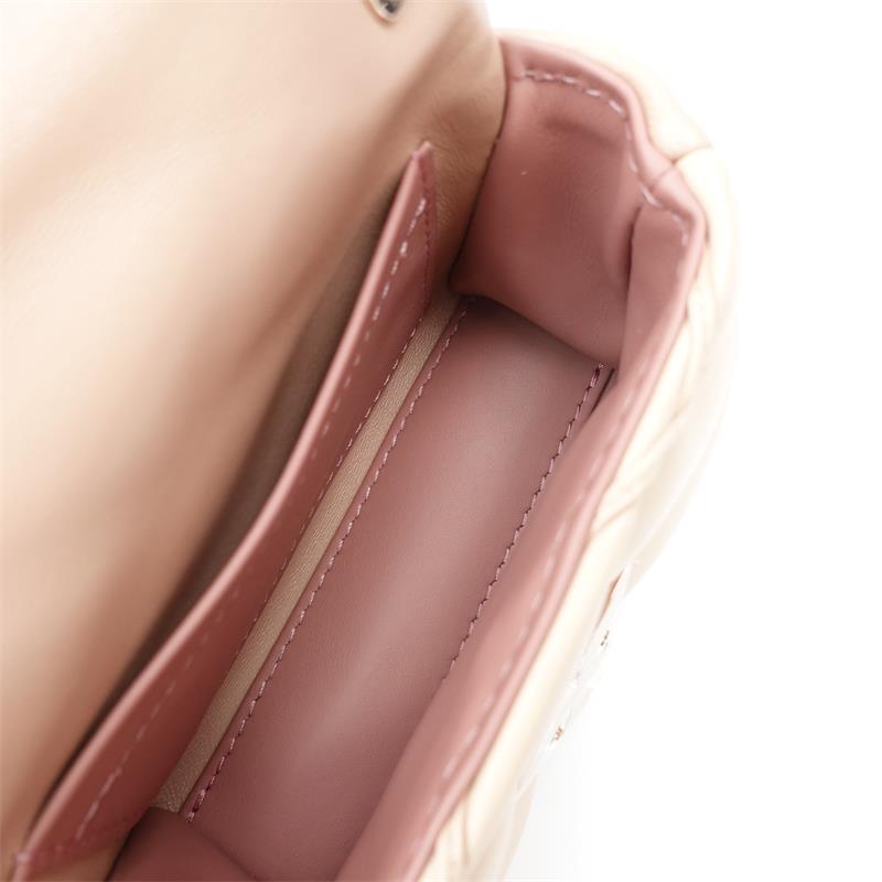 Pre-owned Louis Vuitton Twist Pink Lambskin Shoulder Bag