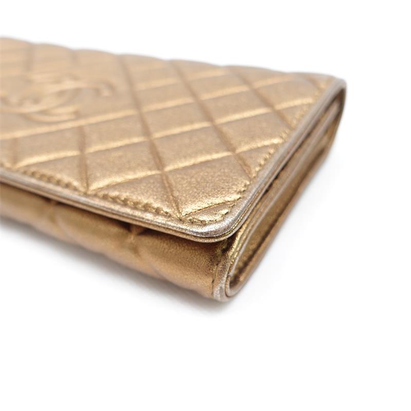 Pre-owned Chanel Gold Lambskin Wallet