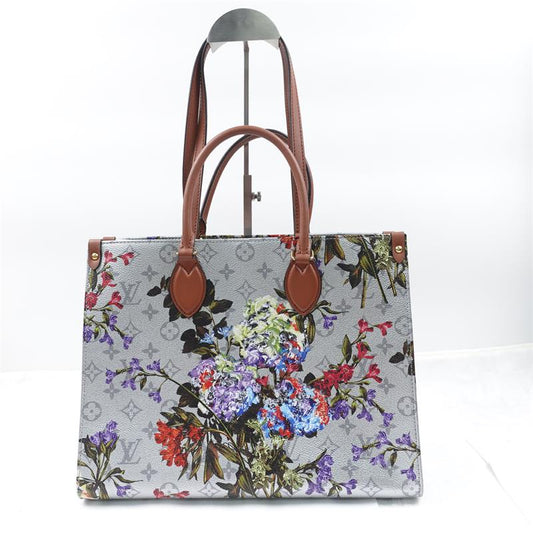 Pre-owned Louis Vuitton Onthego Silver Coated Canvas Tote