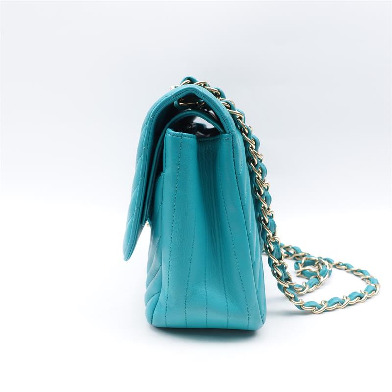 Pre-owned Chanel Jumbo Mint Blue Chervon Lambskin Shoulder Bag - TS