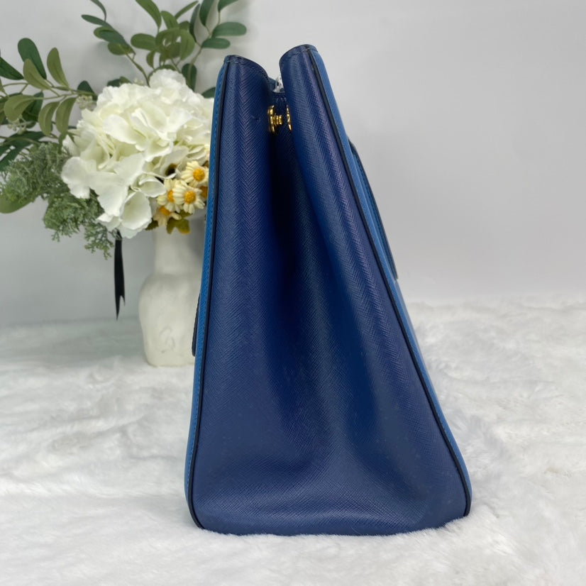 【Deal】Pre-owned Prada Galleria Blue Calfskin Shoulder Bag-HZ