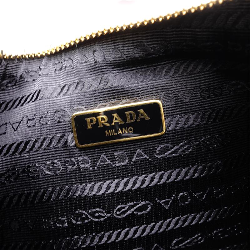 Pre-owned Prada Re-Edition White Saffiano Shoulder Bag - HZ